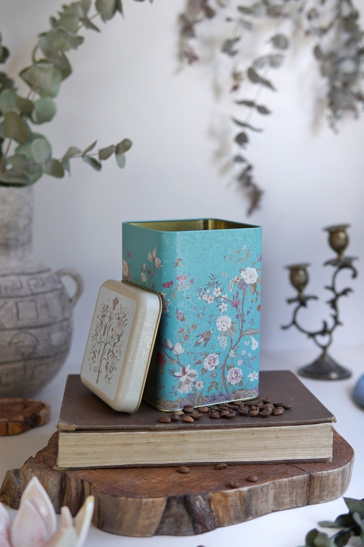 Botanica Blue