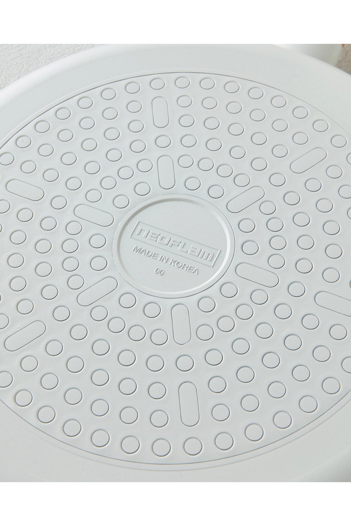 Neoflam D-NEOF126W Fika Alüminyum Döküm Wok Tava 26Cm Bej