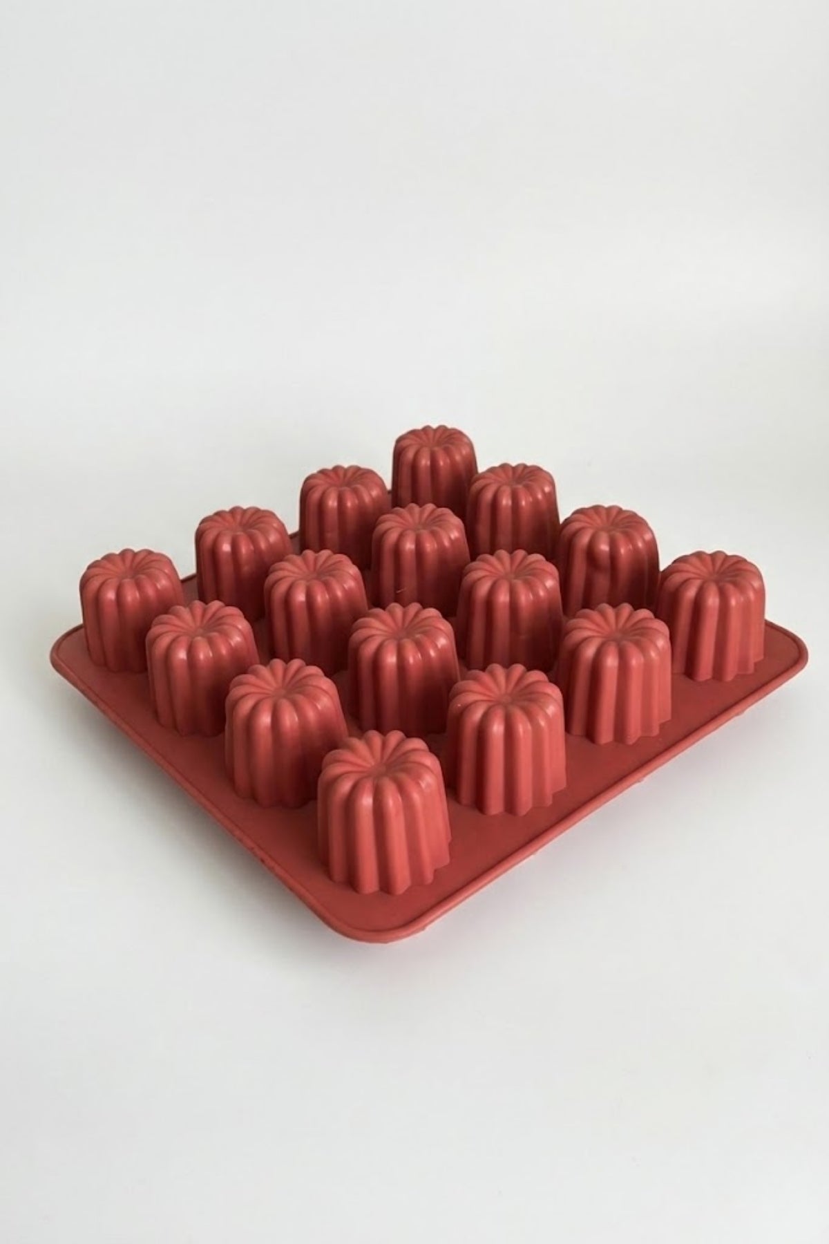 Evle 16 Gözlü Silikon Çiçek Kek Kalıbı – Derin Mini Çiçek Form, Yapışmaz Fırın Kalıbı (24,5 x 24,5 cm)