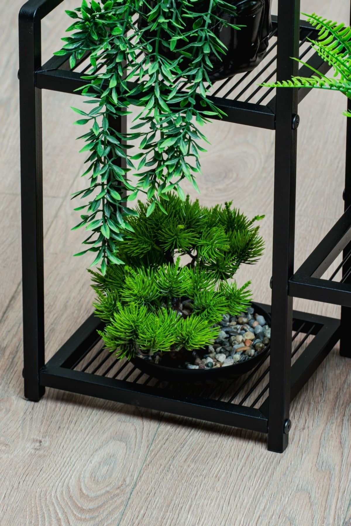 Evle 6 Raflı Siyah Metal Çiçeklik & Saksılık - Modern Dekoratif Balkon ve Salon Bitki Standı