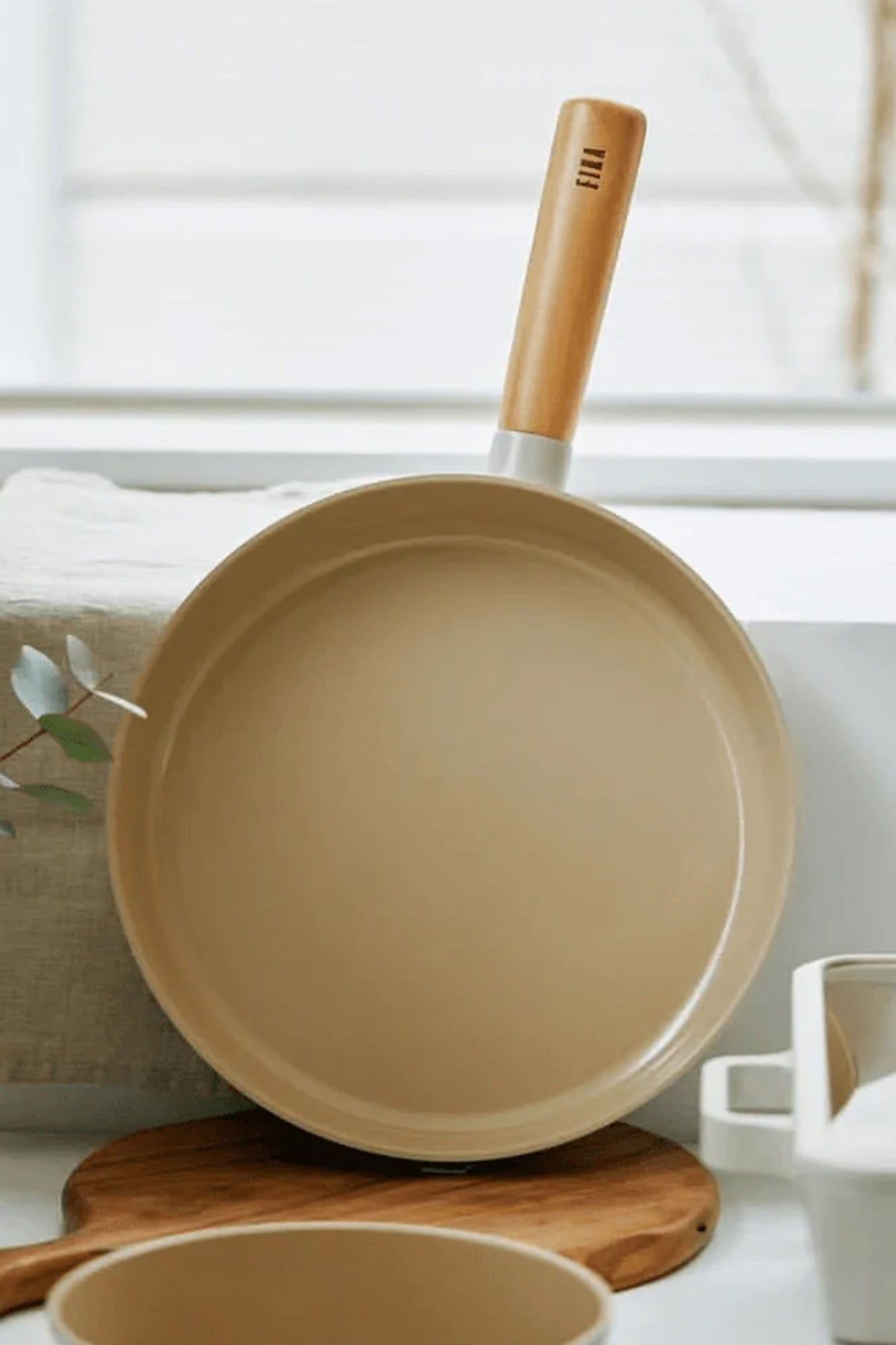 Neoflam D-NEOF130 Fika Alüminyum Döküm Tava 30Cm Bej