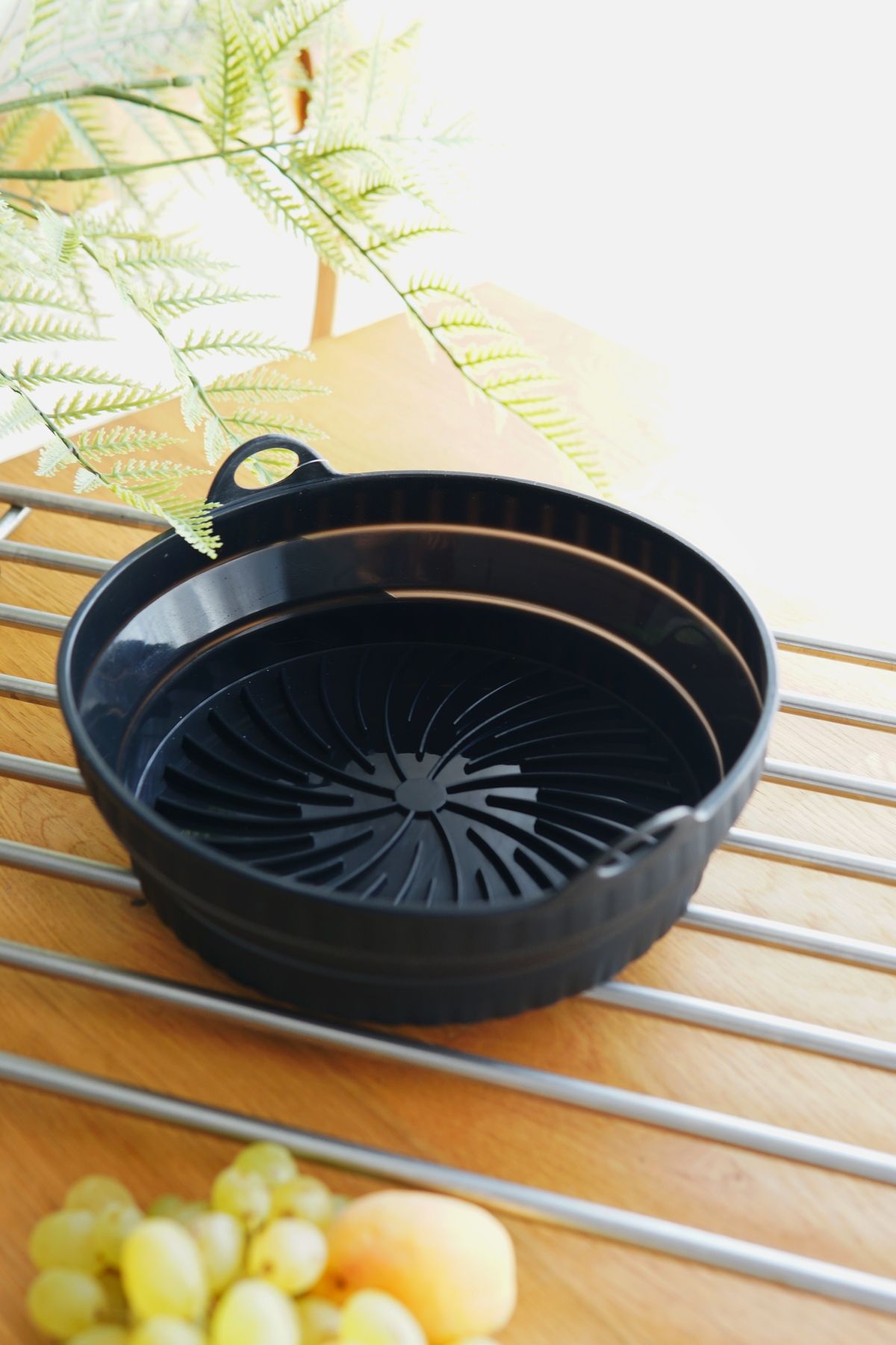 Katlanabilir Yuvarlak Silikon Airfryer Pişirme Kabı , Platinum Silikon, 20 x 6 cm, Siyah