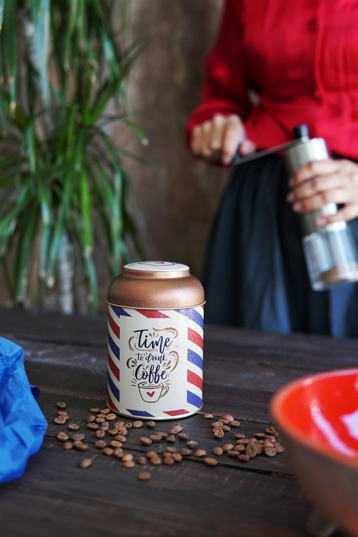 Yuvarlak Metal Saklama Kabı, Ø 9 x 11 cm, Kubbe Kapak, 0,6 lt