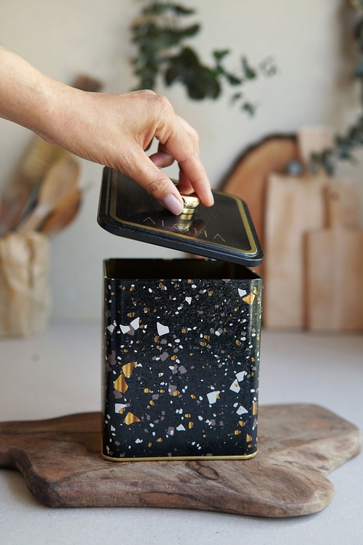 Er023-1h Terrazzo Black Desenli Kare Metal Saklama Kabı 12x12 Cm