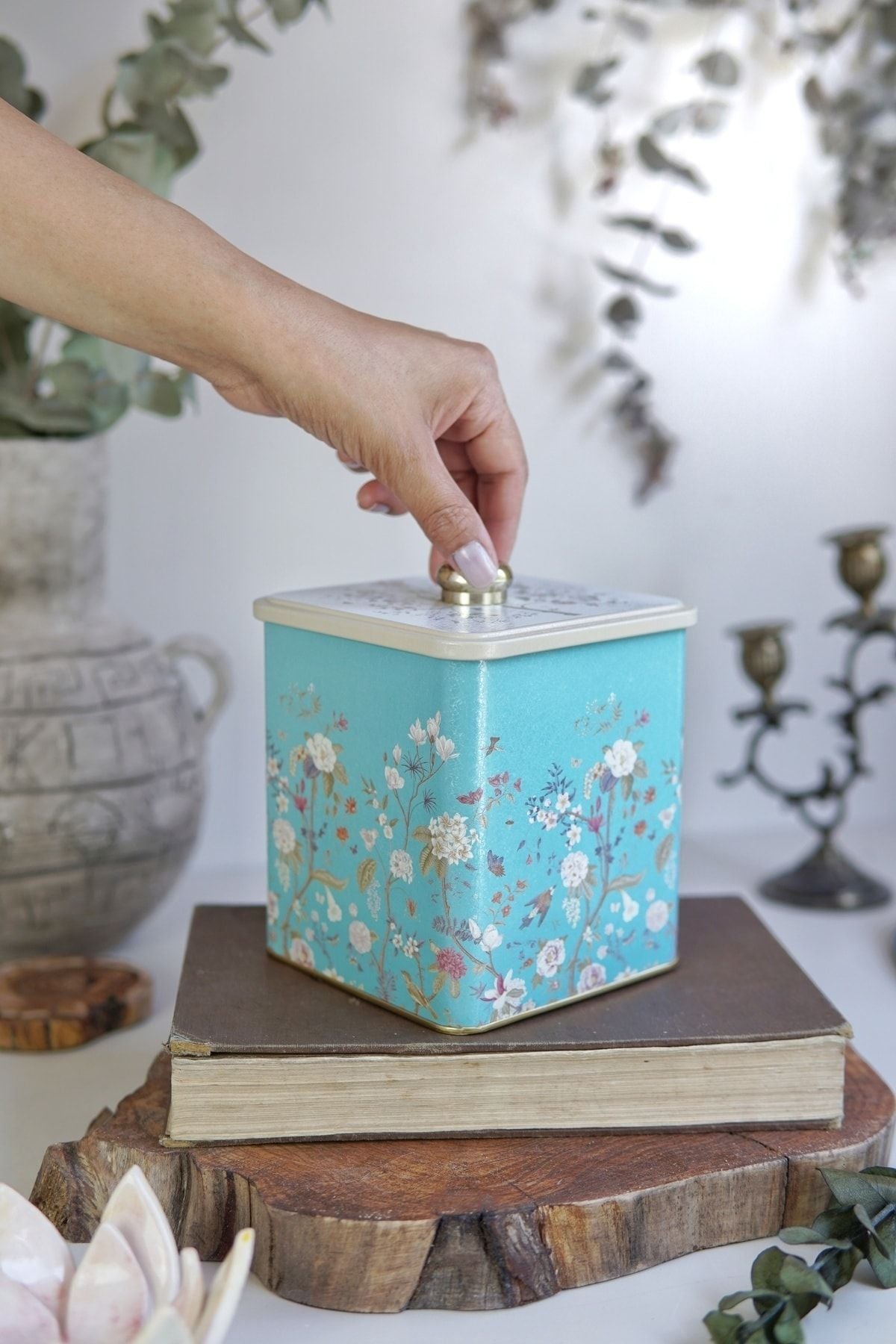 Er023-9f Botanica Blue Desenli Kare Metal Saklama Kabı 12x12 Cm