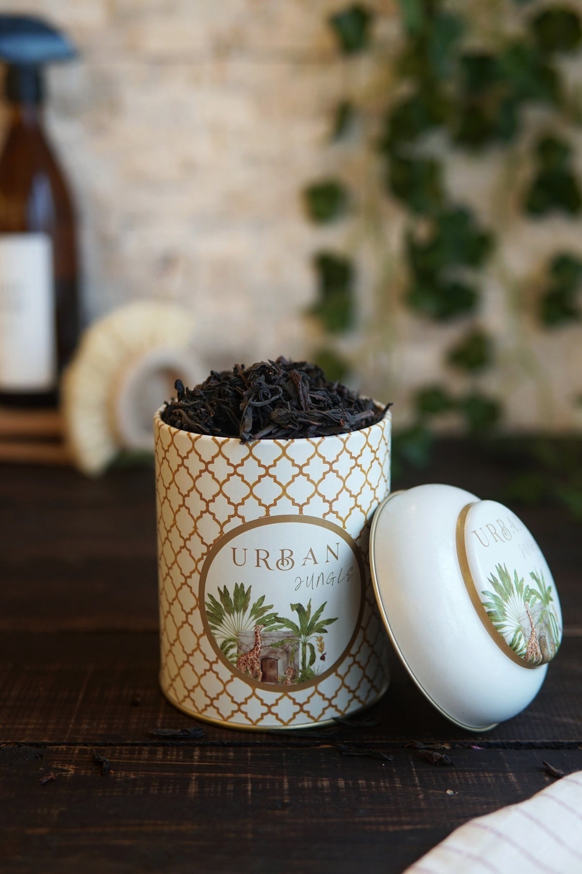 Yuvarlak Metal Saklama Kabı, Ø 9 x 11 cm, Kubbe Kapak, 0,6 lt