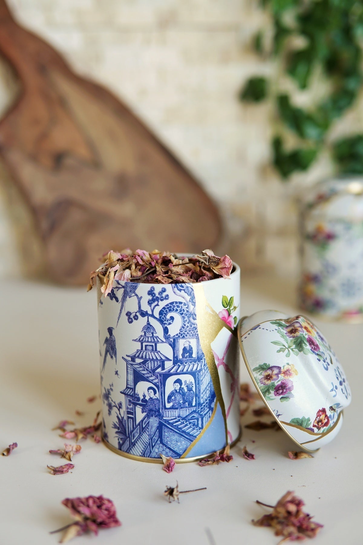 Yuvarlak Metal Saklama Kabı, Ø 9 x 11 cm, Kubbe Kapak, 0,6 lt