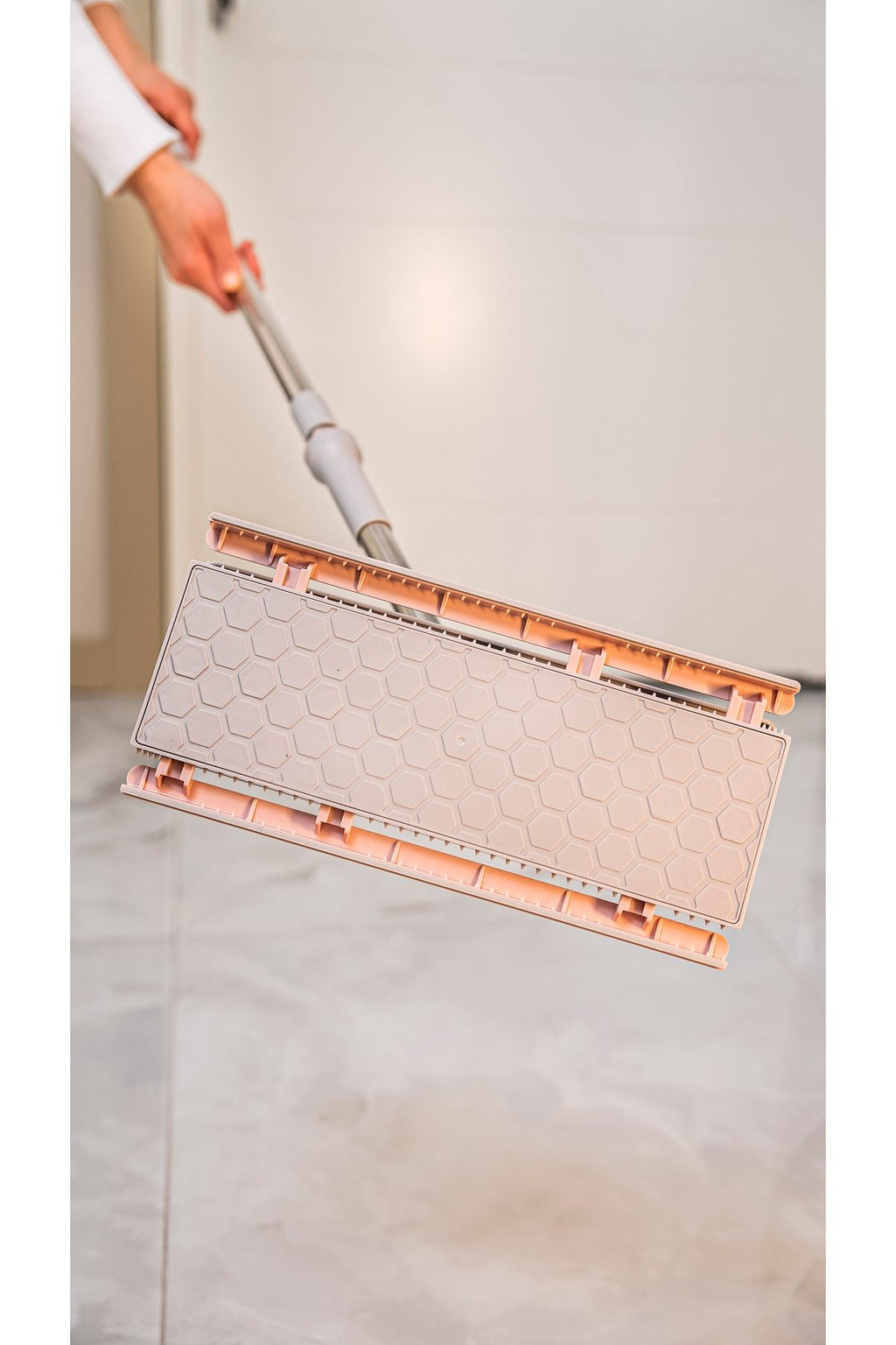 Click Mop, Akıllı Mop Paleti – Paslanmaz Çelik Saplı, Katlanabilir Mikrofiber Temizlik Aparatı