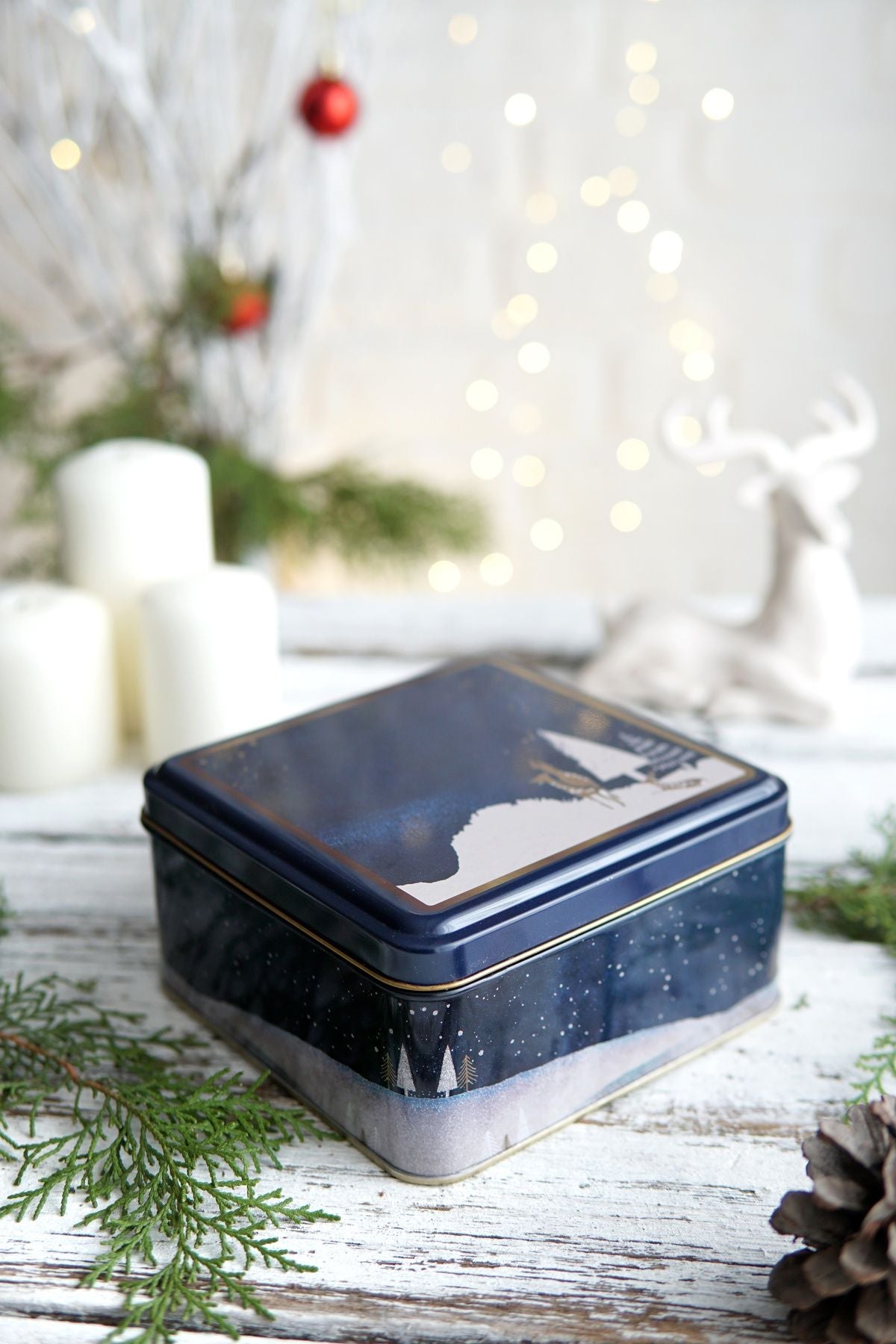 3 Lü Yılbaşı Set, 15.8 X 15.8 X 8 Cm, Ø14 X 7 Cm, Ø31.5 Cm Tepsi, Night Deer Erb576t