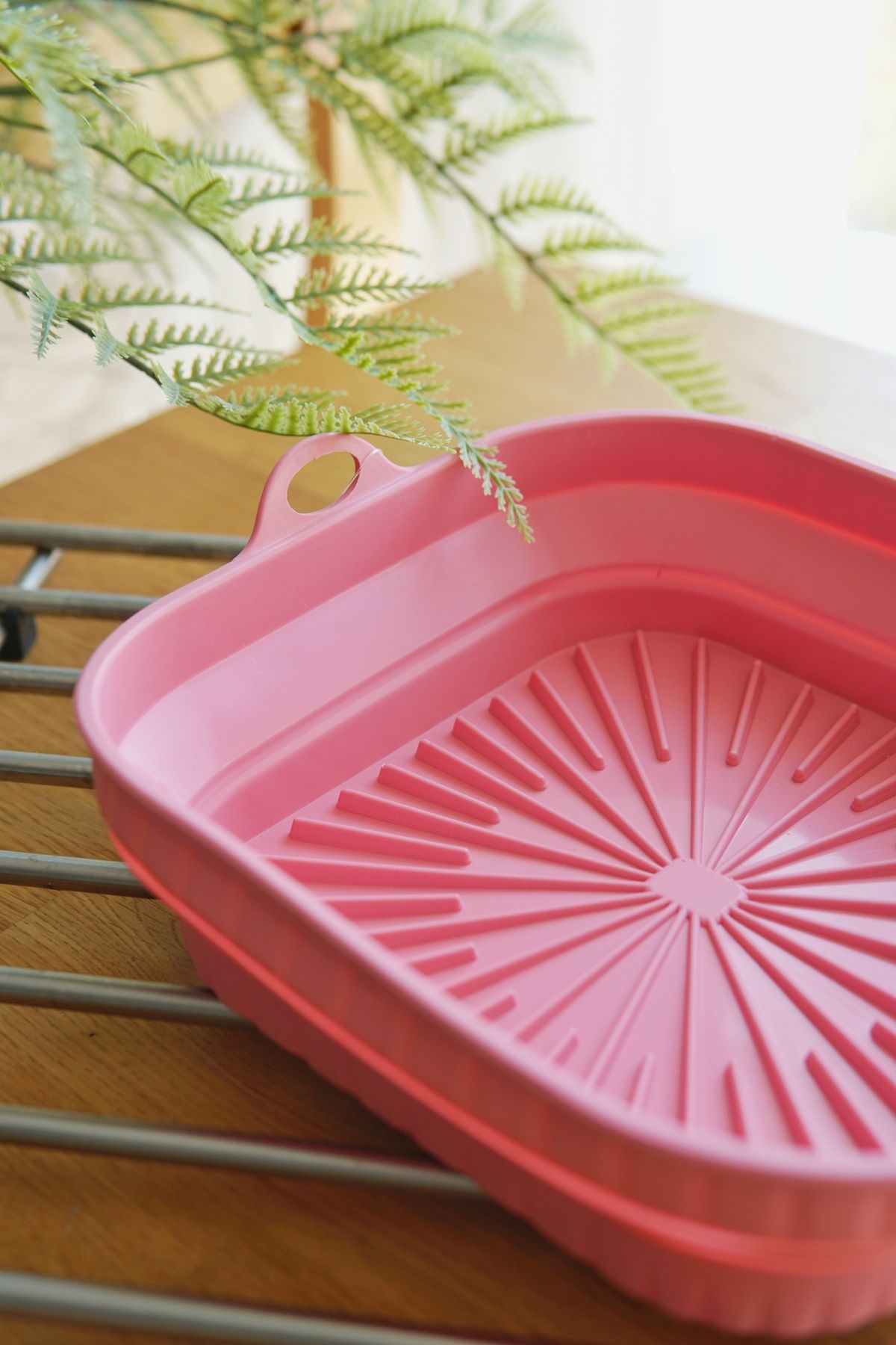 Katlanabilir Kare Silikon Airfryer Pişirme Kabı , Platinum Silikon, 21 x 21 x 6 cm, Pembe