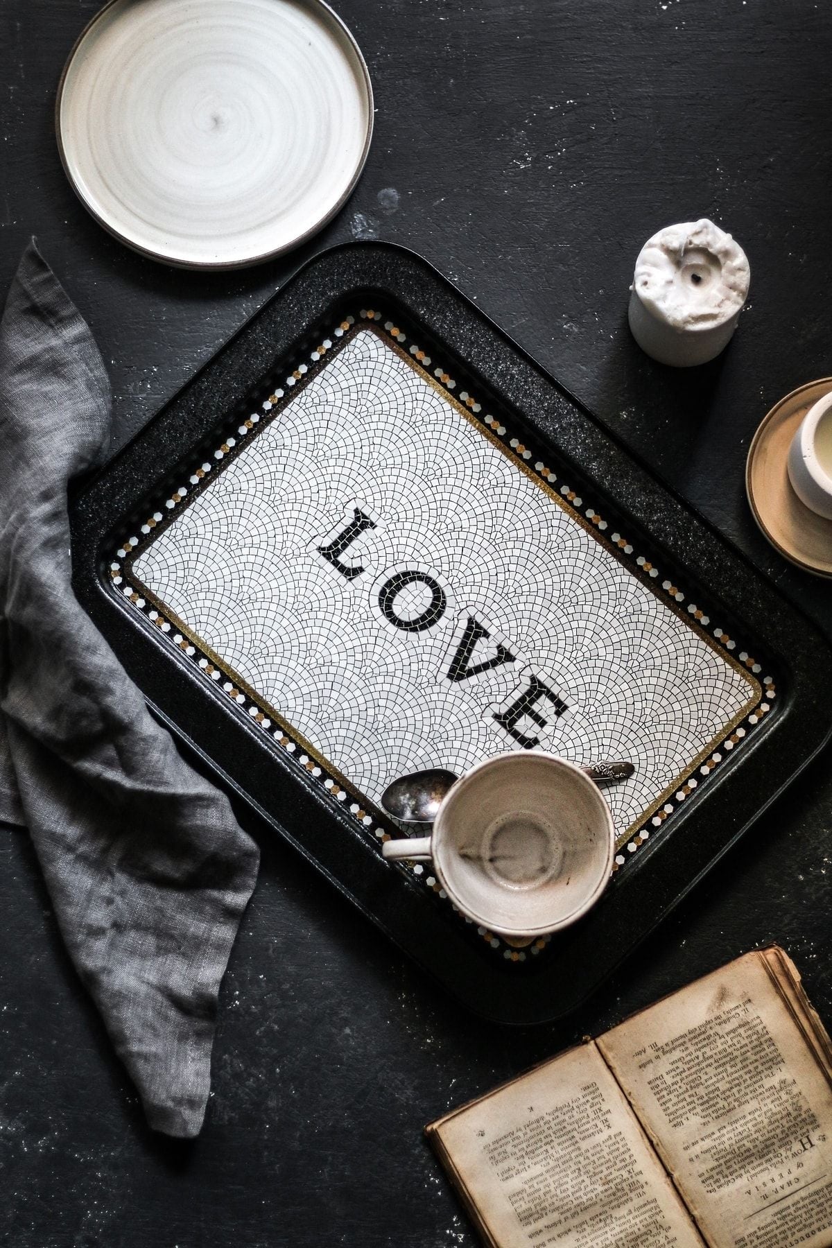 Ee169-1e Mosaic Love Desenli Dikdörtgen Tepsi 32x43 Cm