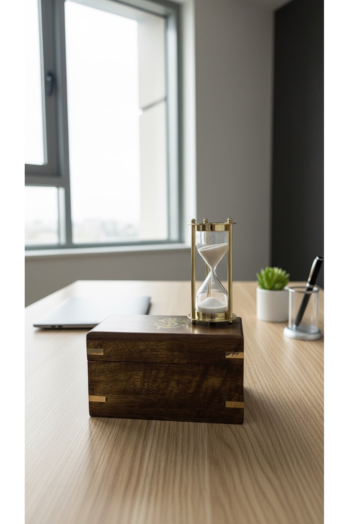 Ahşap Hediye Kutulu Kum Saati Seti 8.5 cm Altın Renk Ross London Temalı Vintage Masaüstü Aksesuar