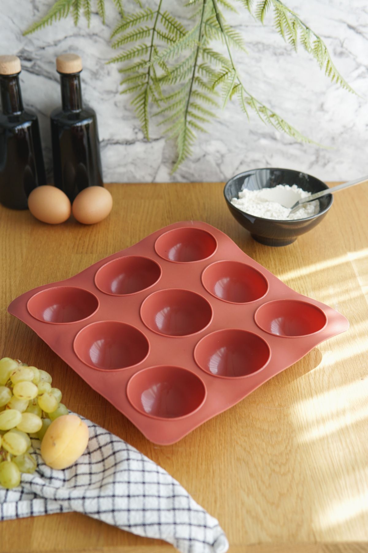 9'lu Dom Silikon Kek Kalıbı, Platinum Silikon, Kiremit Rengi