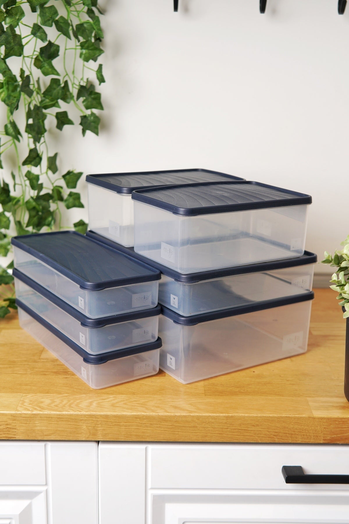 Derin Dondurucu Saklama Kabı 7'li Set (5 Lt + 3 Lt + 2 x 2.1 Lt + 3 x 1 Lt), Gri