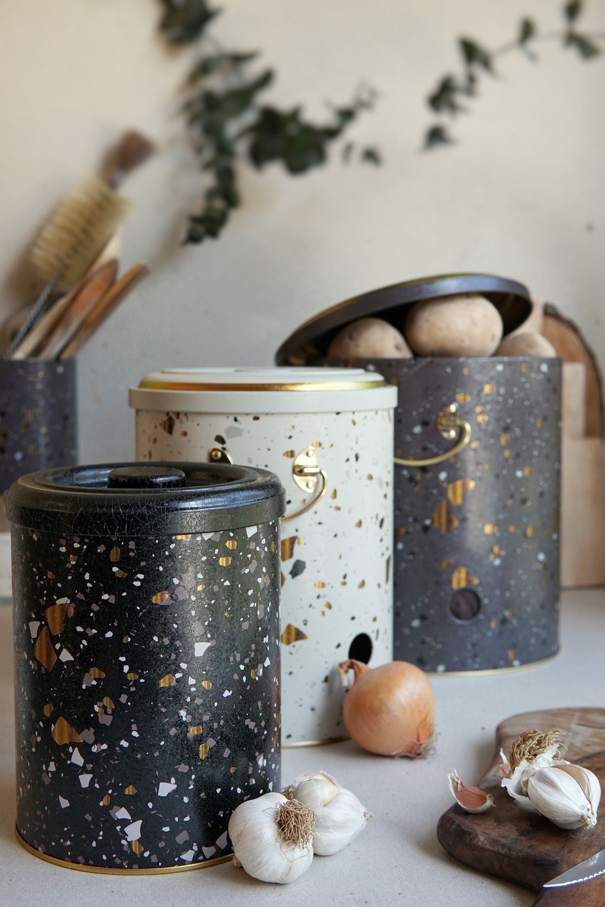 Metal Patates Soğan Kovası - Sebzelik - Patates Soğanlık Sepeti Sarımsaklık 3lü Set, Terrazo Erb29u4