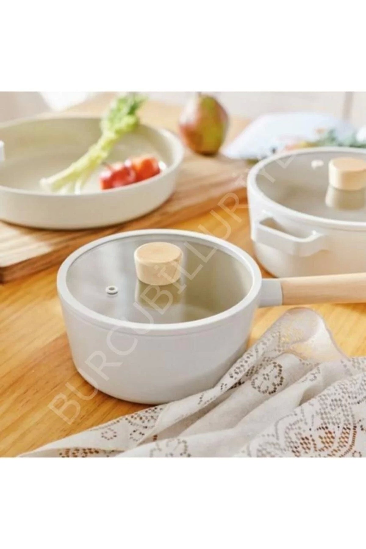 Neoflam D-NEOF218 Fika Cam Kapaklı Alüminyum Döküm Sos Tenceresi 18Cm Bej