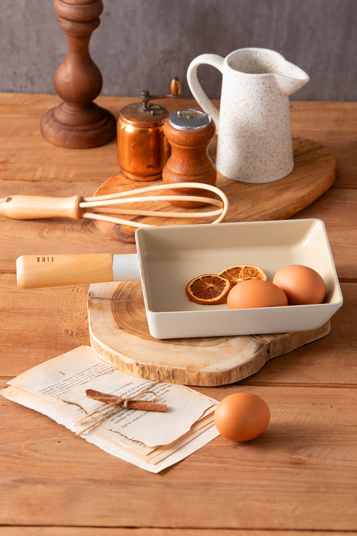 Neoflam D-NEOF115 Fika Alüminyum Döküm Omlet Tava 15Cm Bej