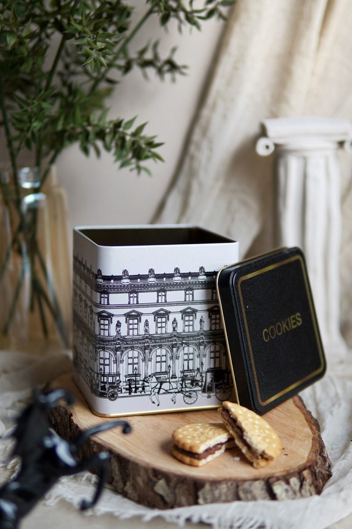 Er024-2j City Cookies Desenli Kare Metal Saklama Kabı 12x12 Cm