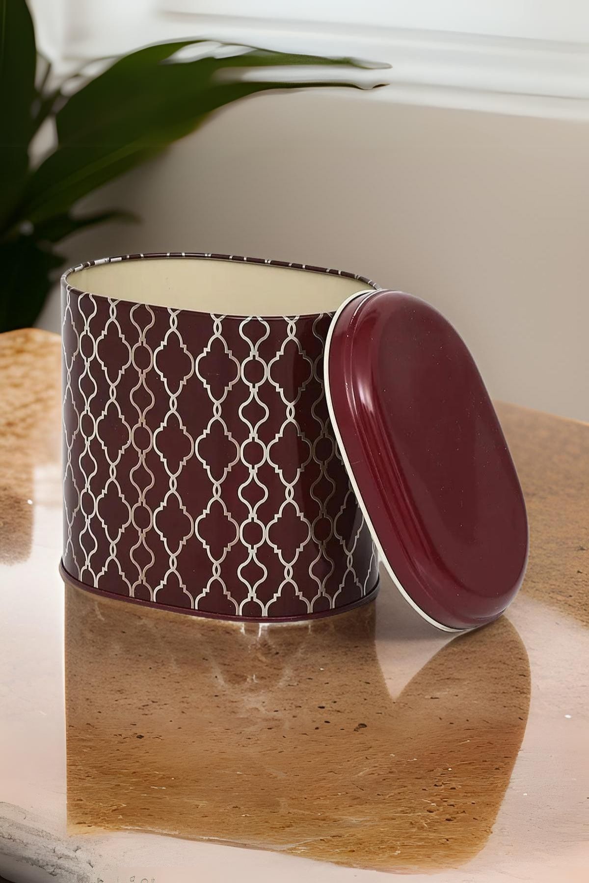 Ef004-e1 Trellis Old Burgundy Desenli Oval Metal Saklama Kabı 11x15 Cm