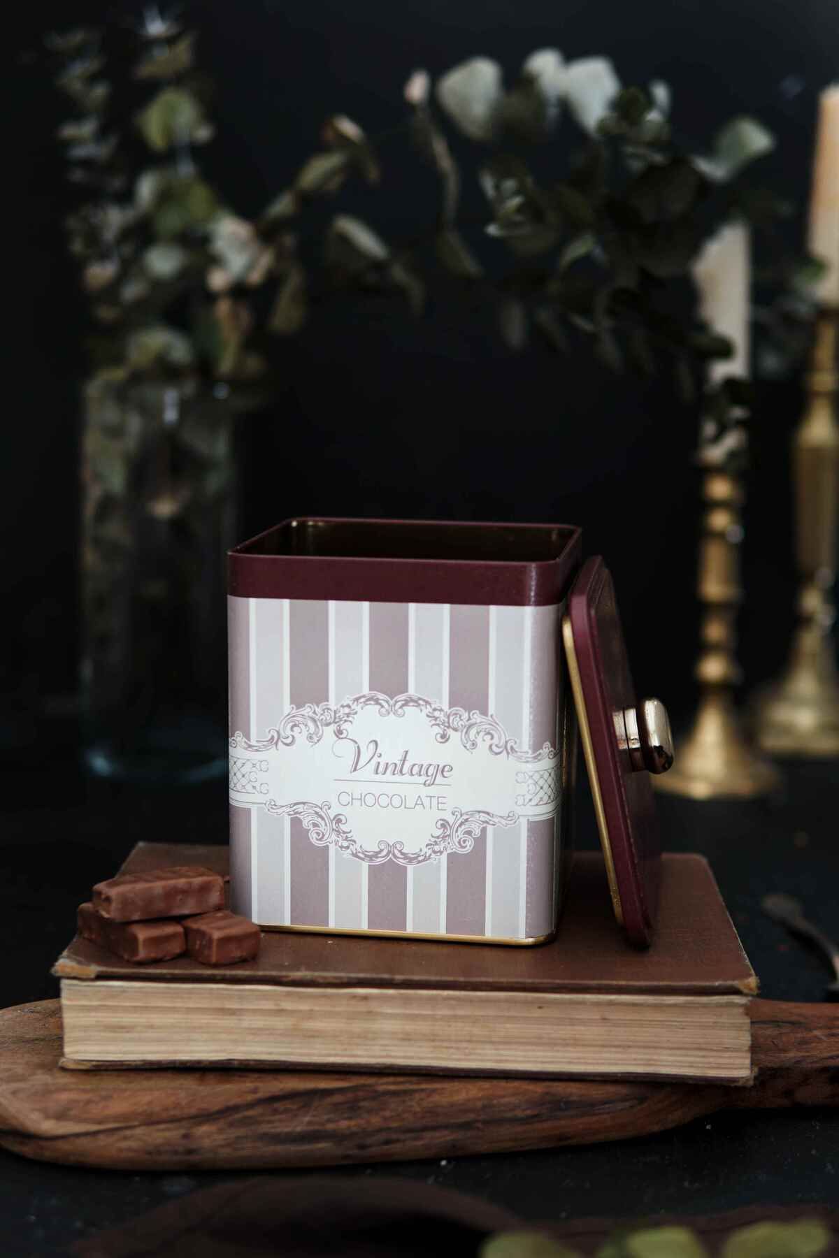 Er023-4j Elegance Chocolate Desenli Kare Metal Saklama Kabı 12x12 Cm