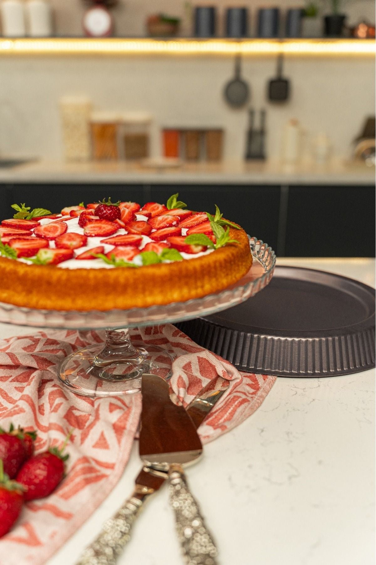 Brioni Diamond 30 cm Tart Kalıbı Siyah