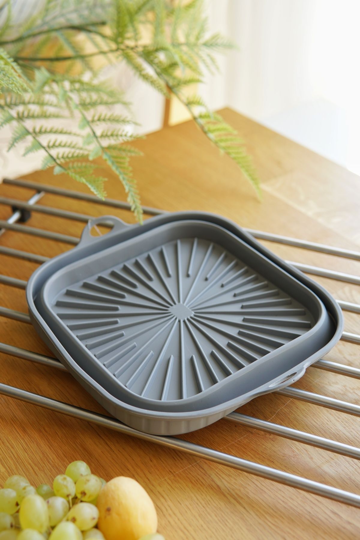 Katlanabilir Kare Silikon Airfryer Pişirme Kabı , Platinum Silikon, 21 x 21 x 6 cm, Gri