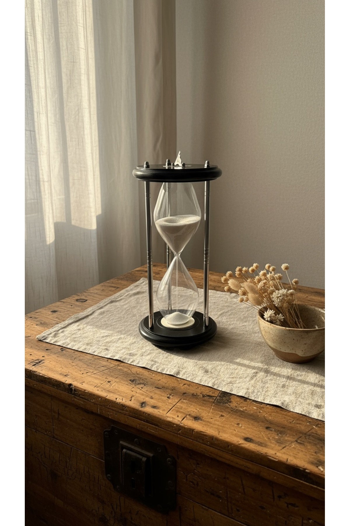 Dev Boy Güneş Saatli Kum Saati 31.5 cm Lüks Masaüstü Hediyelik Siyah Gümüş Modern Ofis Aksesuarı