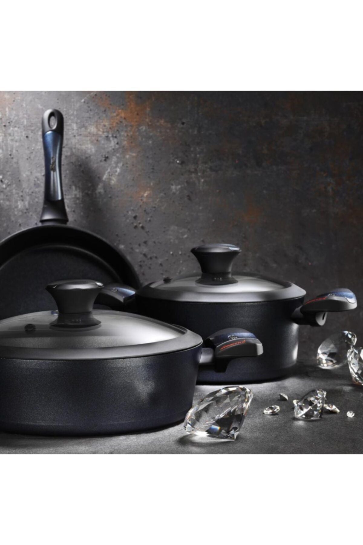 Brioni Diamond 7 Parça Tencere Seti Siyah Renk