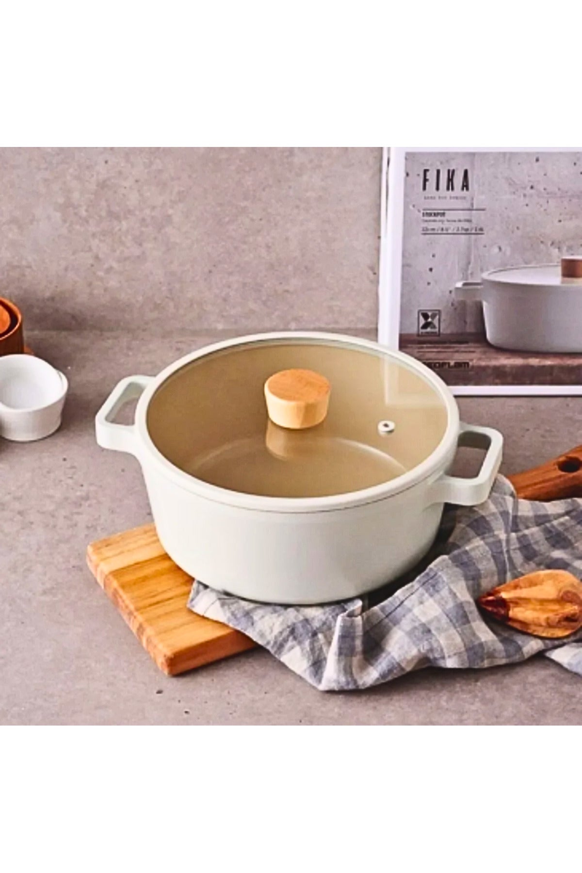Neoflam D-NEOF222 Fika Cam Kapaklı Alüminyum Döküm Tencere 22Cm Bej