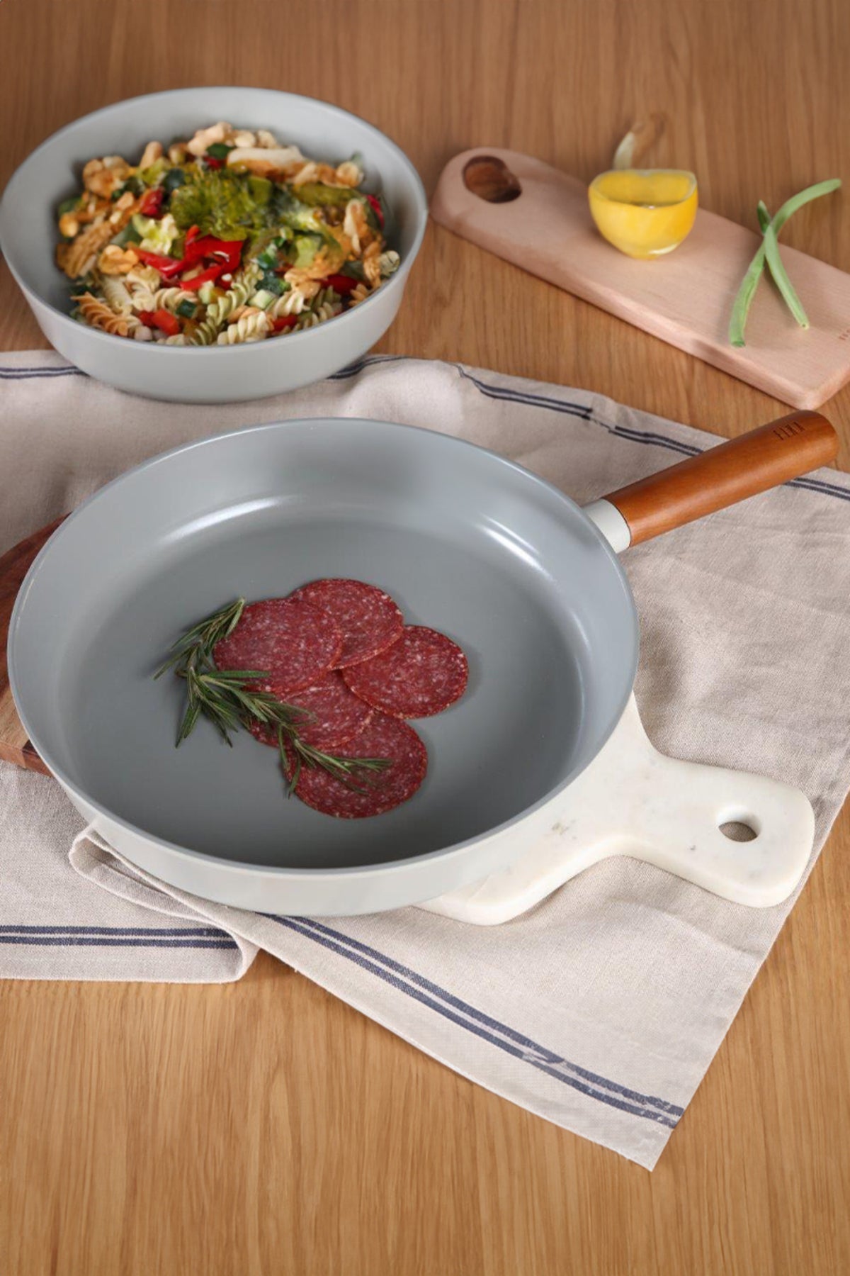 Neoflam D-NEOG128 Fika Alüminyum Döküm Tava 28Cm Gri
