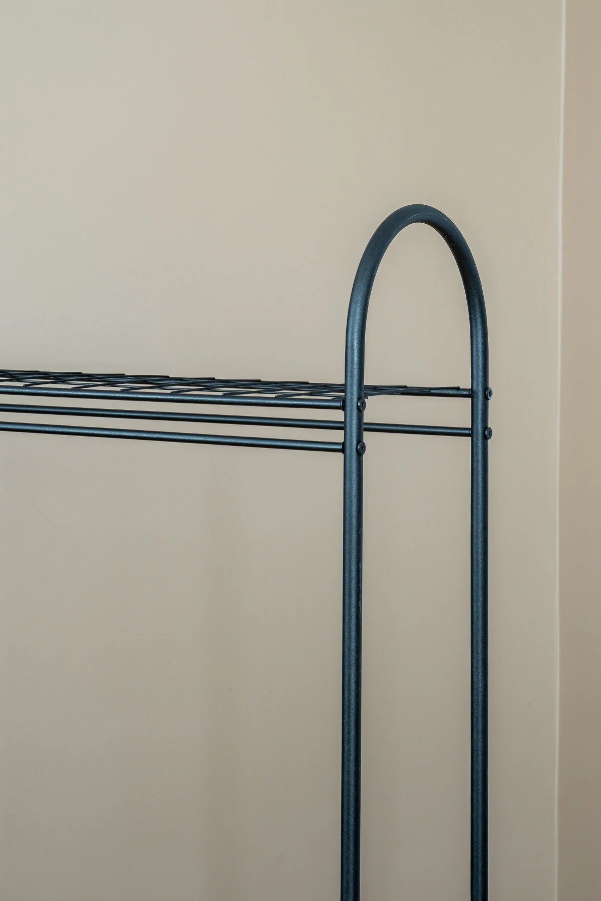 Metal Ayaklı Askılık, 4 Raflı Elbise Askılığı, Yatak Odası Antre için Modern Açık Gardırop